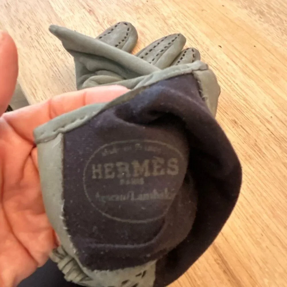 Hermes vintage lambskin suede gray width stitching gloves winter S